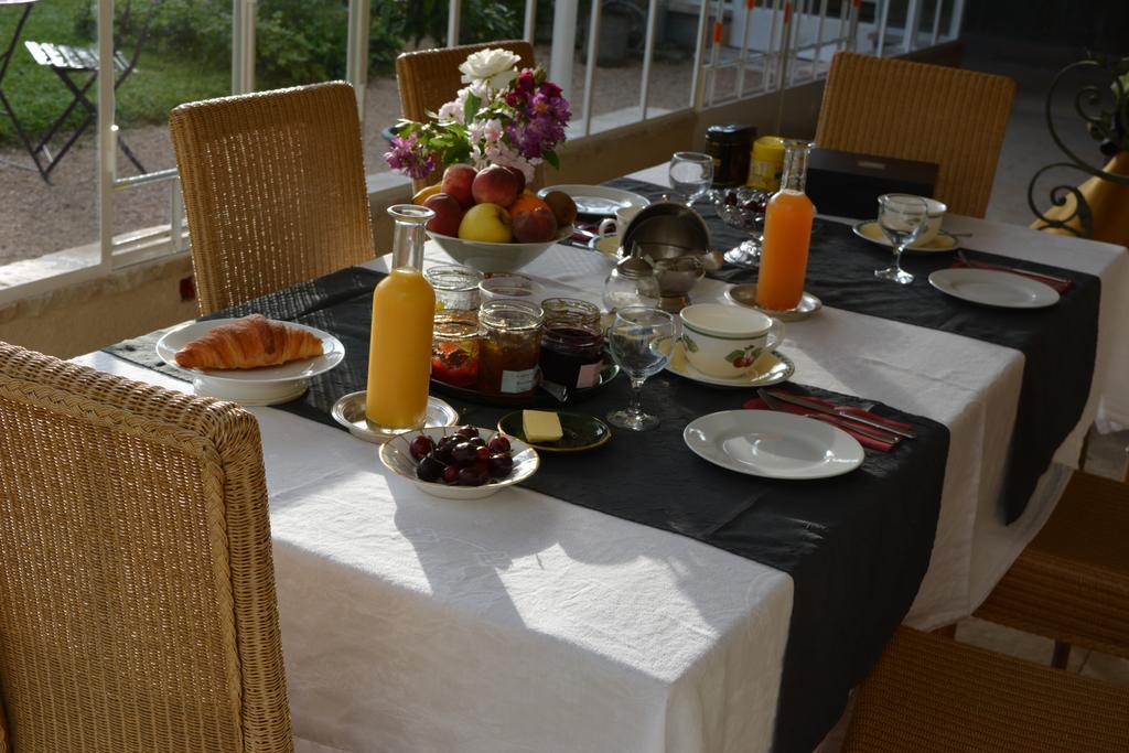 La Maison Du Parc Bed & Breakfast Lacave  Exterior photo