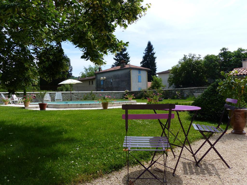 La Maison Du Parc Bed & Breakfast Lacave  Exterior photo