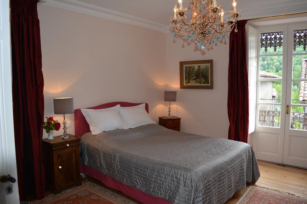 La Maison Du Parc Bed & Breakfast Lacave  Exterior photo