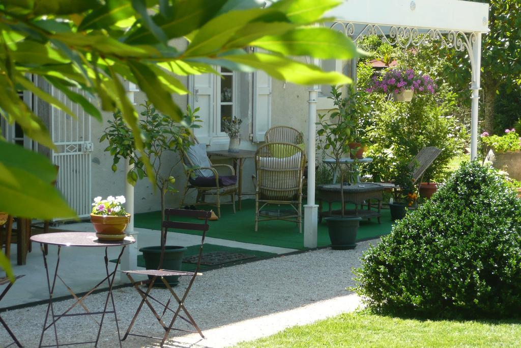 La Maison Du Parc Bed & Breakfast Lacave  Exterior photo